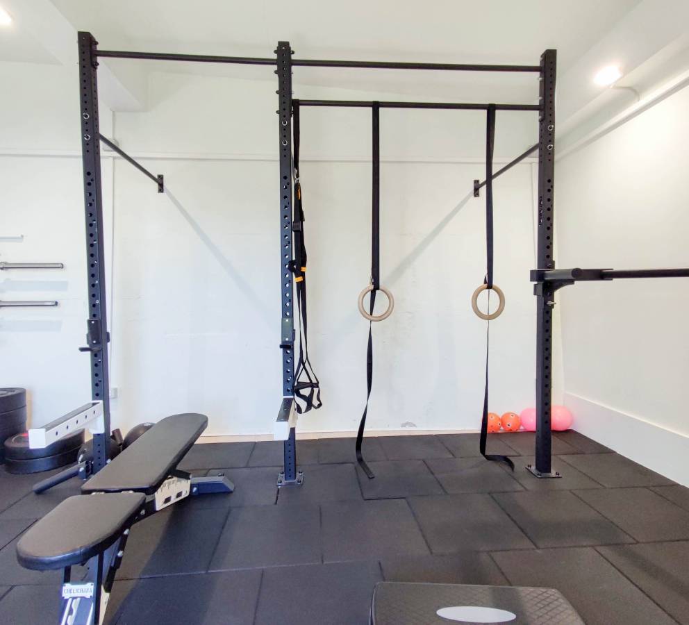Gym cage
