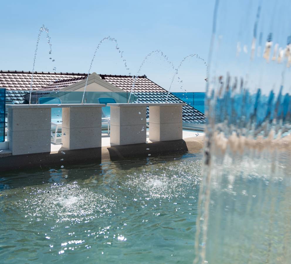 Pool waterfall and fountains